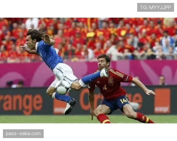 在体系驱动下布斯克茨与卡塞米罗中场组织结构分化趋势